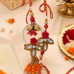 red rakhi