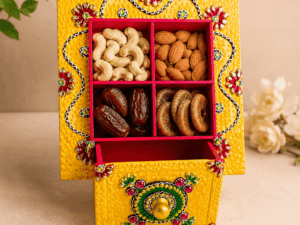 squar dry fruit box